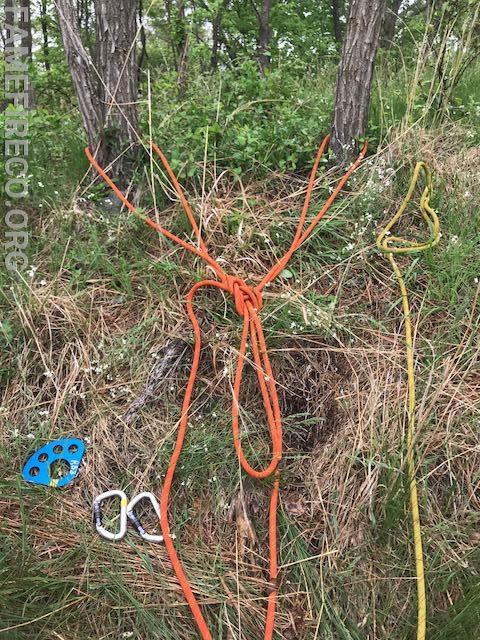 Setting up a load sharing anchor.
